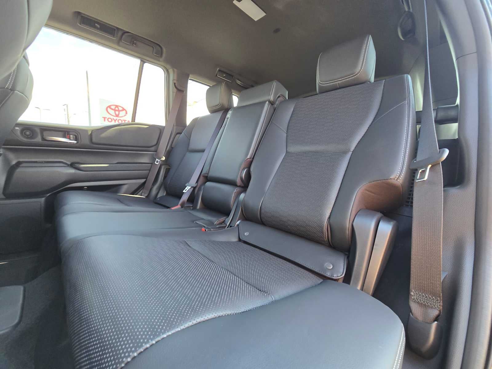 2027 Toyota Land Cruiser Base