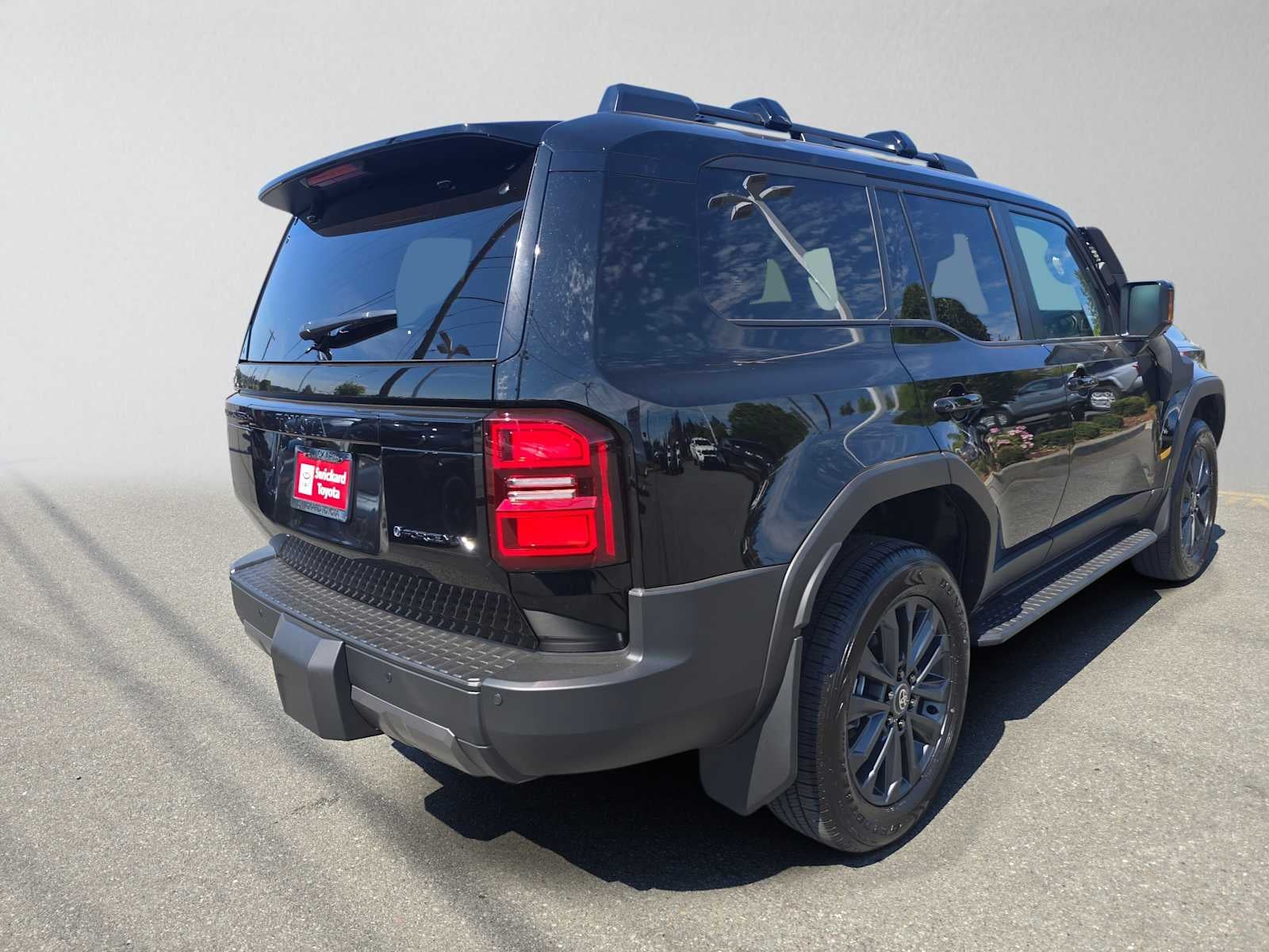 2027 Toyota Land Cruiser Base