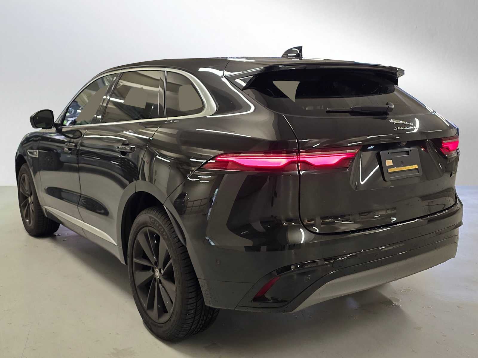 2026 Jaguar F-PACE R-Dynamic S