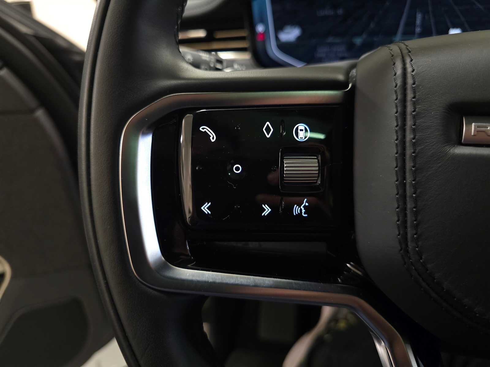 2025 Land Rover Range Rover Sport S