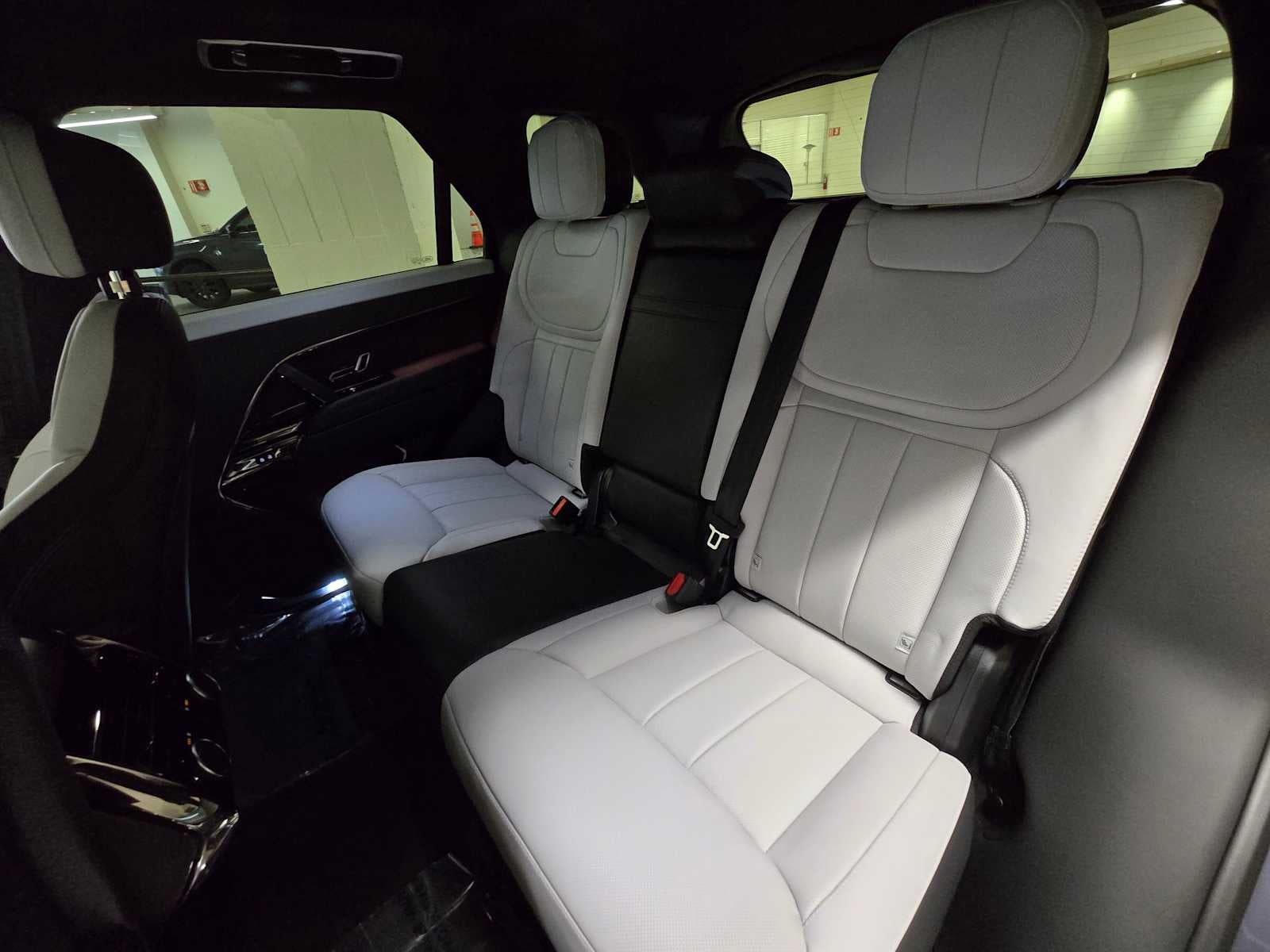 2026 Land Rover Range Rover Sport Dynamic SE