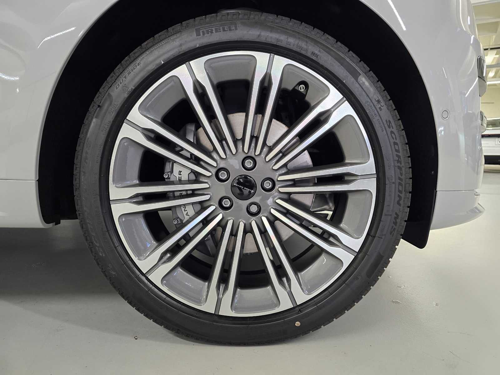 2026 Land Rover Range Rover Sport Dynamic SE