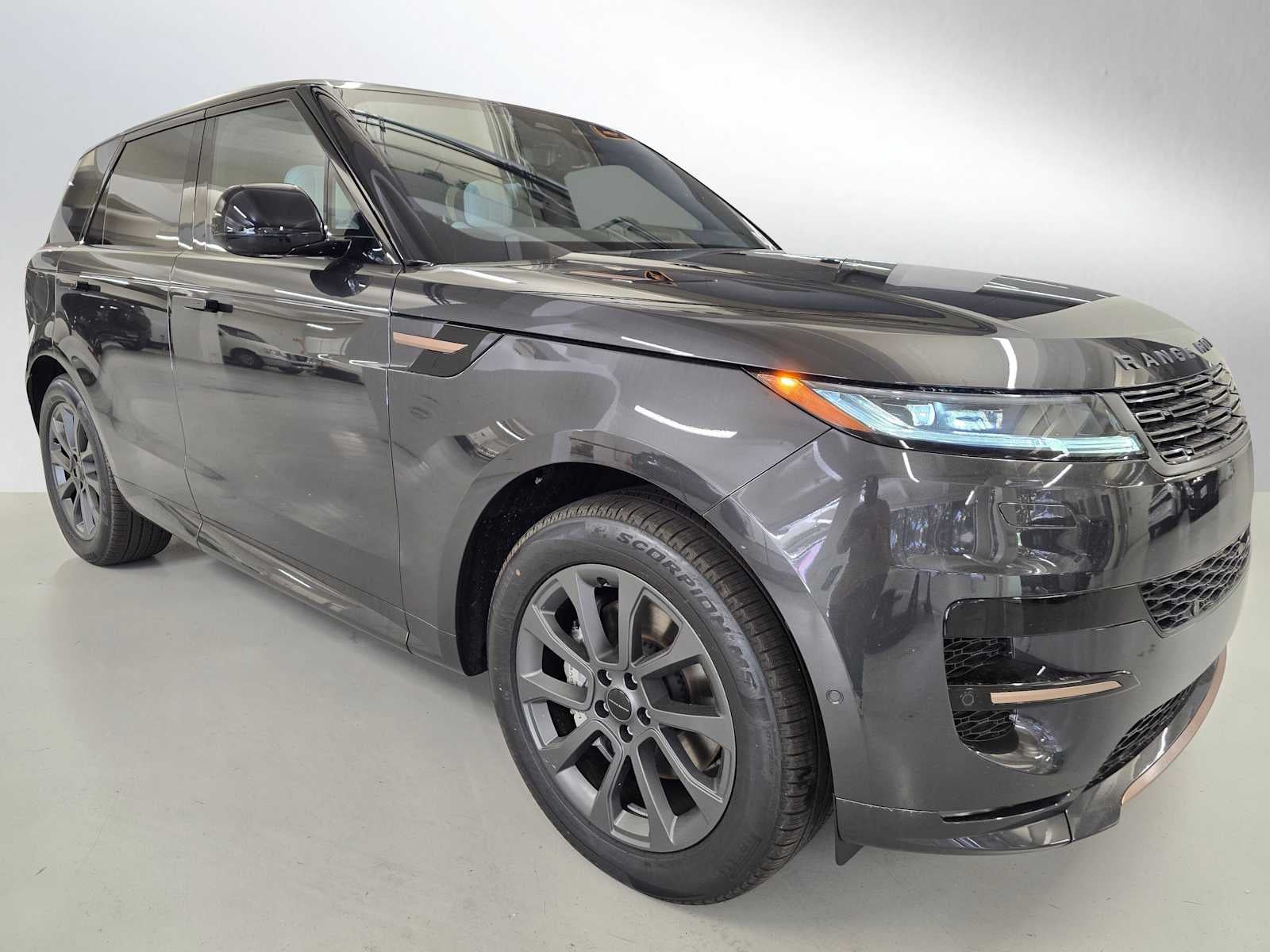 2026 Land Rover Range Rover Sport Dynamic SE