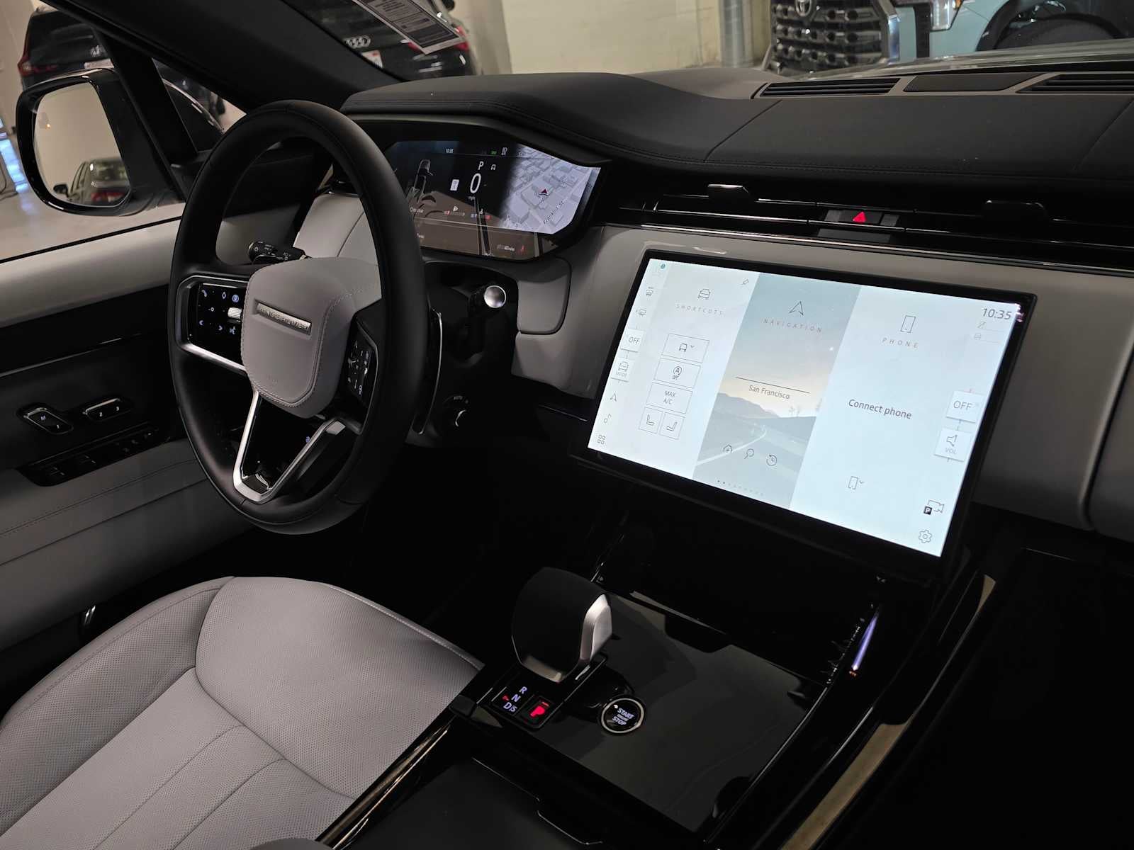 2026 Land Rover Range Rover Sport SE