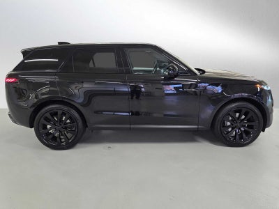 2026 Land Rover Range Rover Sport SE