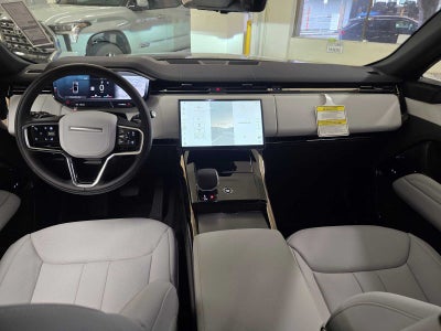 2026 Land Rover Range Rover Sport SE