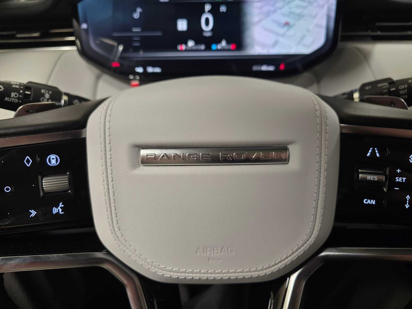2026 Land Rover Range Rover Sport SE