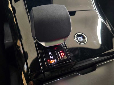 2026 Land Rover Range Rover Sport SE