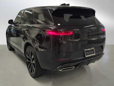 2026 Land Rover Range Rover Sport SE