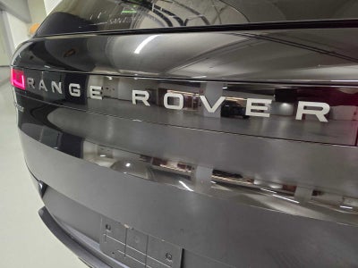 2025 Land Rover Range Rover Sport SE