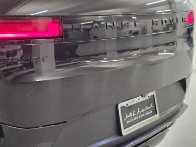 2026 Land Rover Range Rover Sport SE