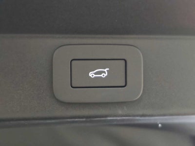2026 Land Rover Range Rover Sport SE