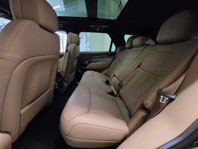 2026 Land Rover Range Rover Sport SE