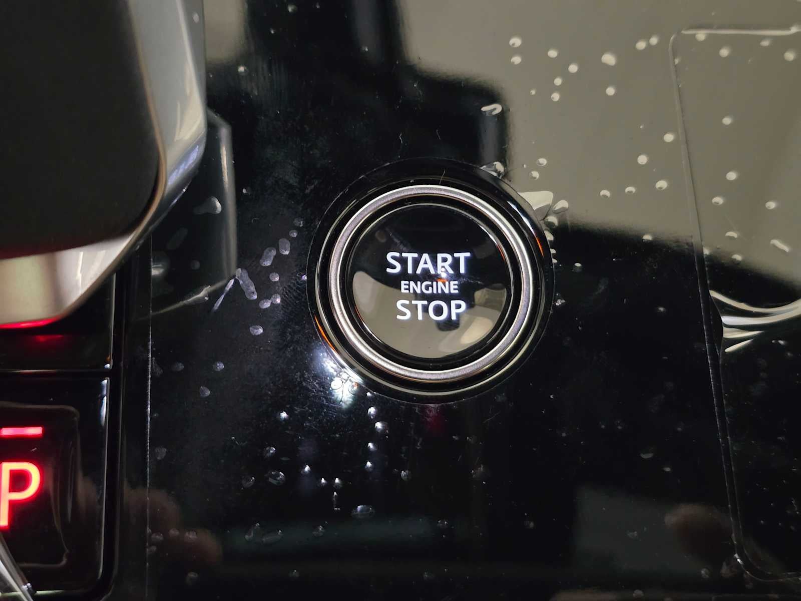 2026 Land Rover Range Rover Sport SE