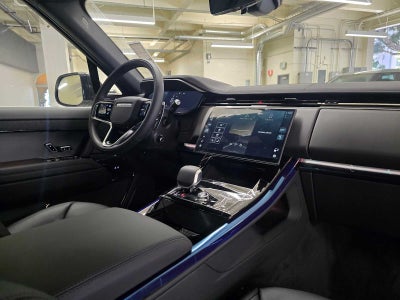 2026 Land Rover Range Rover Sport SE