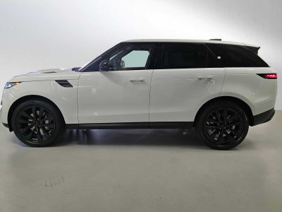 2026 Land Rover Range Rover Sport SE