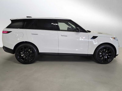2026 Land Rover Range Rover Sport SE