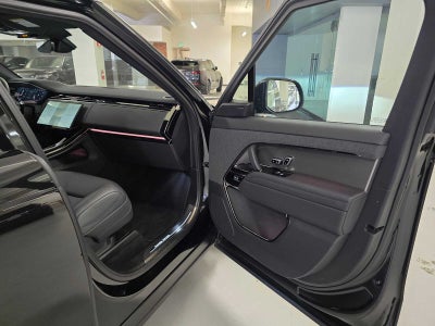 2025 Land Rover Range Rover Sport SE