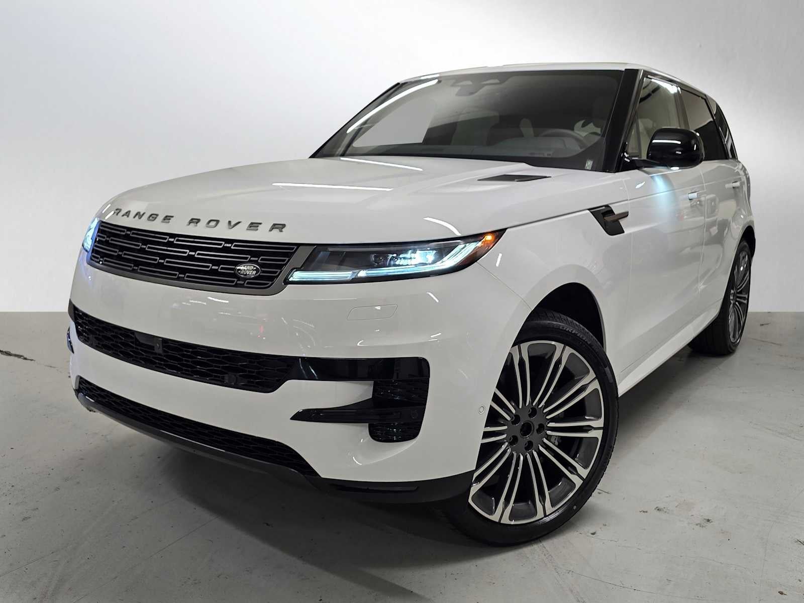 2026 Land Rover Range Rover Sport SE