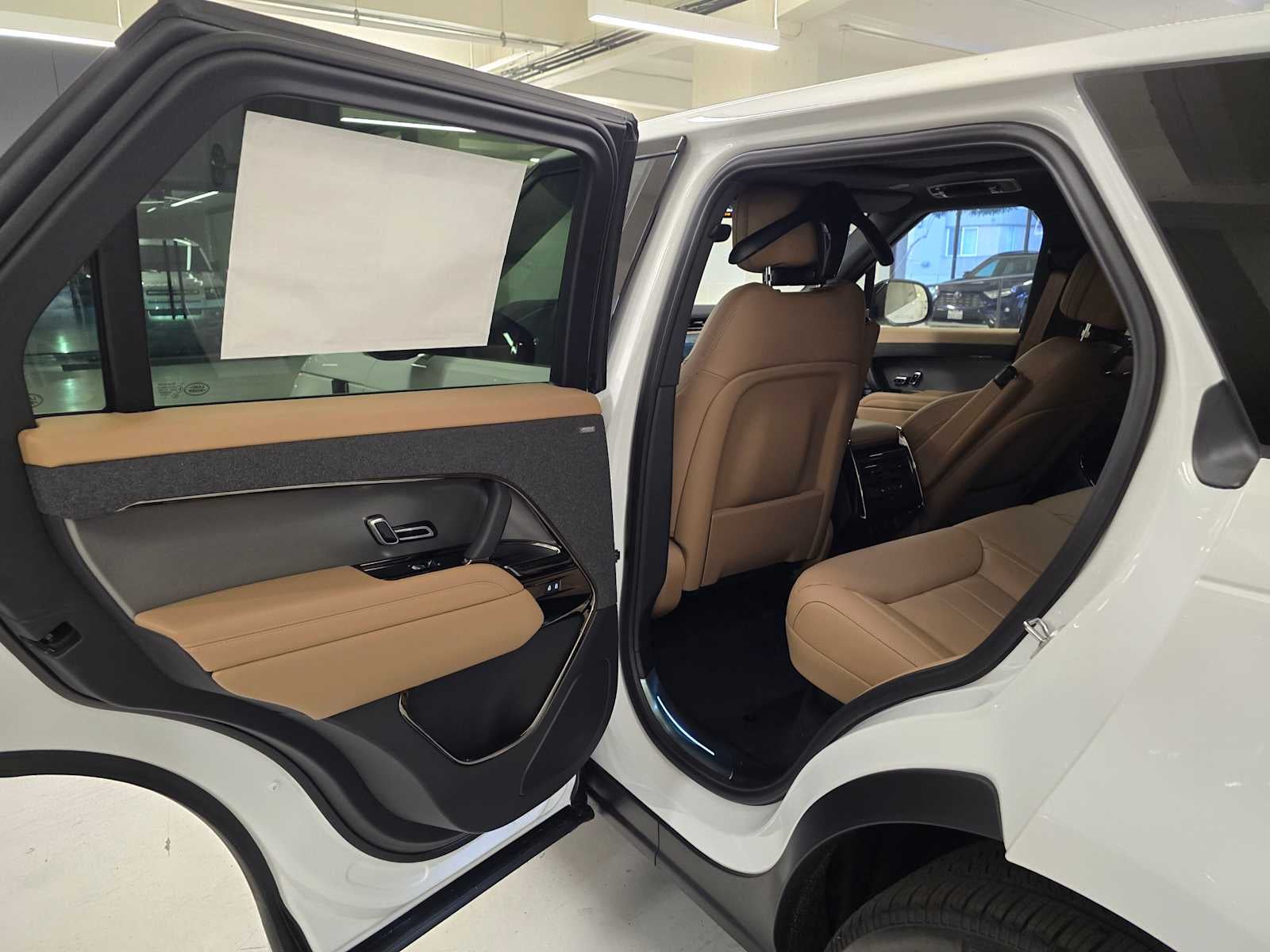 2026 Land Rover Range Rover Sport SE