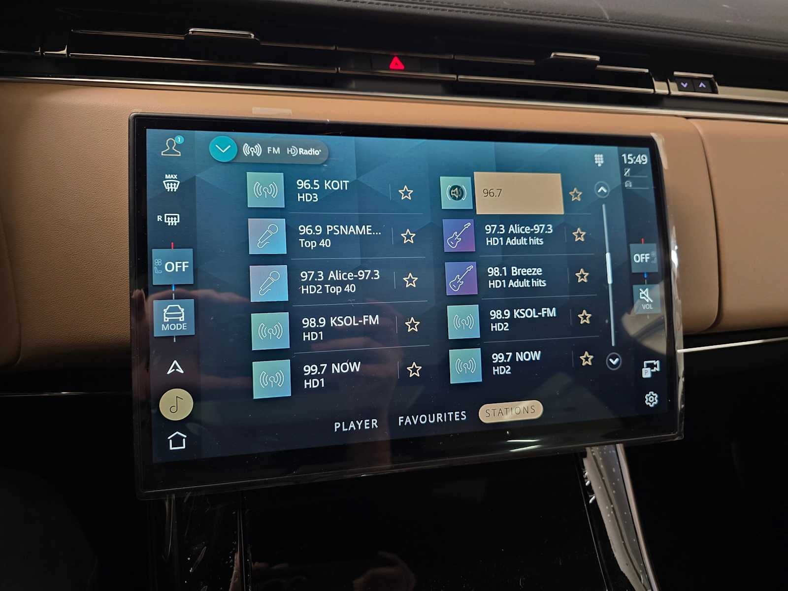 2026 Land Rover Range Rover Sport SE