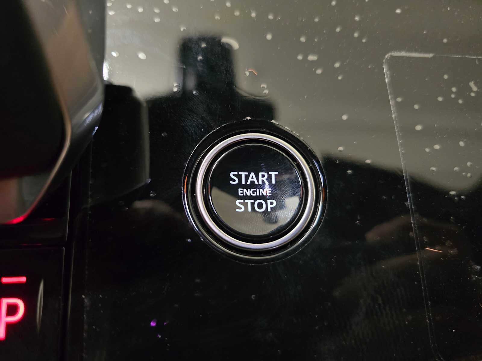 2026 Land Rover Range Rover Sport SE