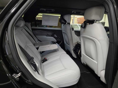 2026 Land Rover Range Rover Sport SE