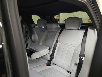 2026 Land Rover Range Rover Sport SE