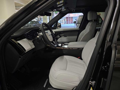 2026 Land Rover Range Rover Sport SE