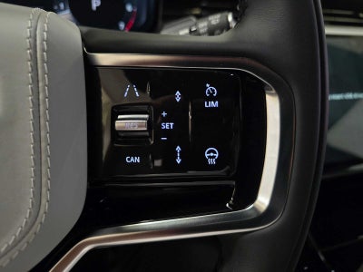 2026 Land Rover Range Rover Sport SE