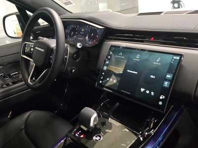 2026 Land Rover Range Rover Sport SE
