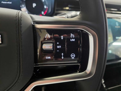 2026 Land Rover Range Rover Sport SE