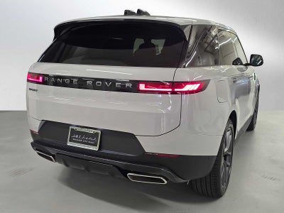 2026 Land Rover Range Rover Sport SE