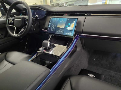 2026 Land Rover Range Rover Sport SE