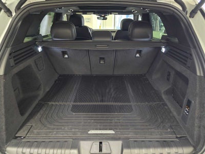 2026 Land Rover Range Rover Sport SE