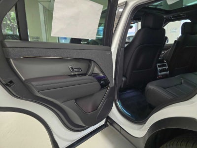 2026 Land Rover Range Rover Sport SE
