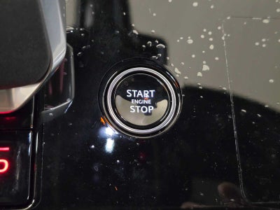 2026 Land Rover Range Rover Sport SE