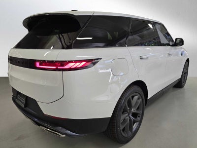 2026 Land Rover Range Rover Sport SE