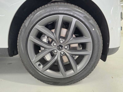 2026 Land Rover Range Rover Sport SE