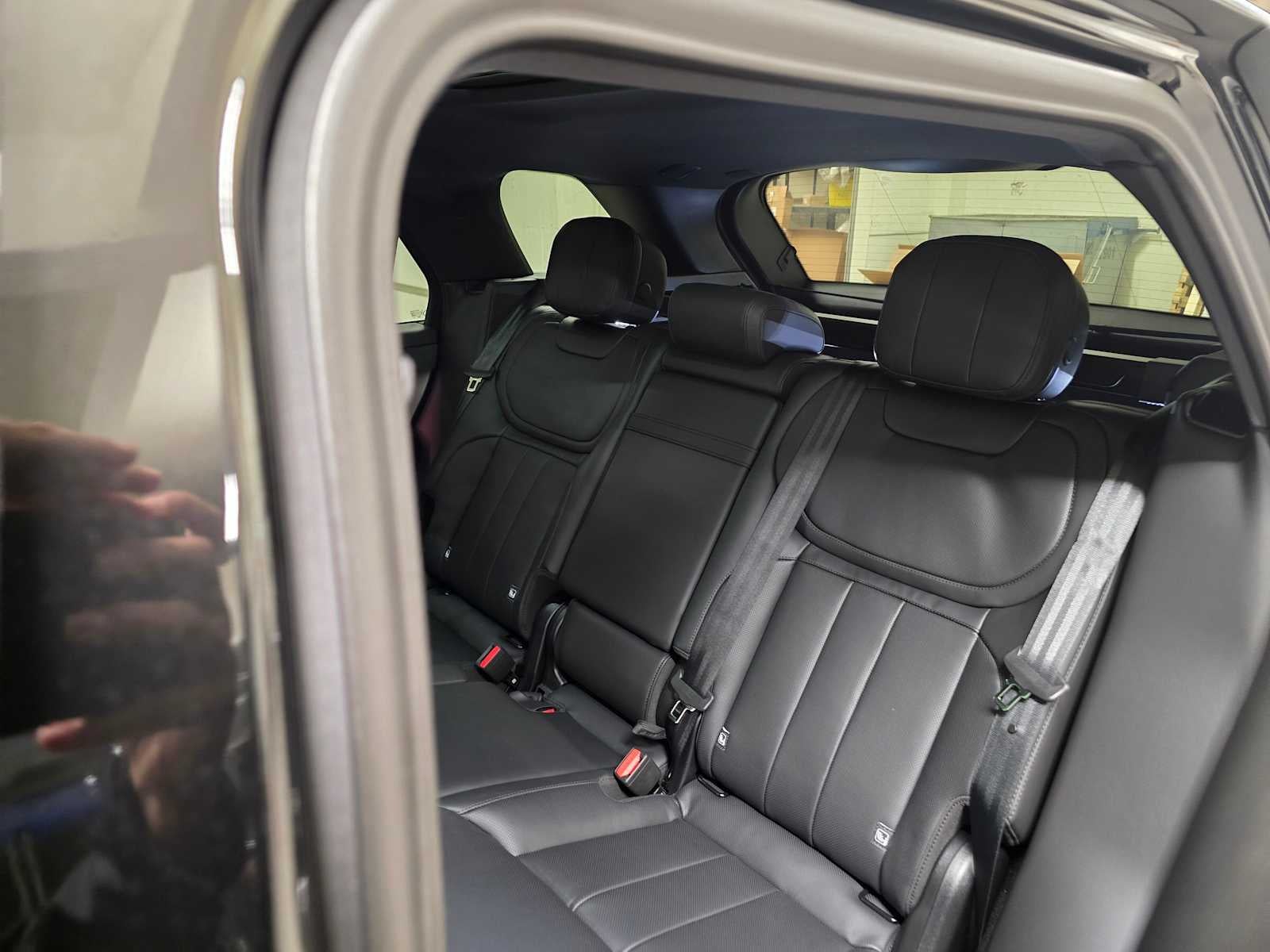 2026 Land Rover Range Rover Sport SE