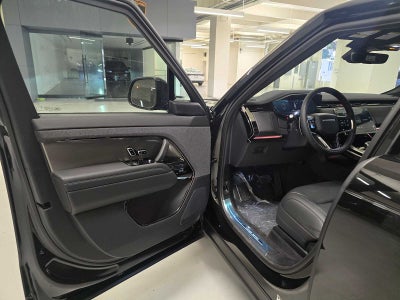 2026 Land Rover Range Rover Sport SE