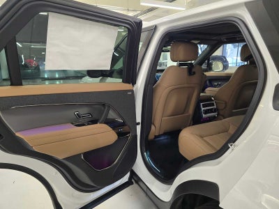 2026 Land Rover Range Rover Sport SE