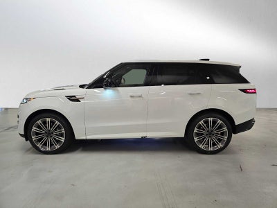 2026 Land Rover Range Rover Sport SE