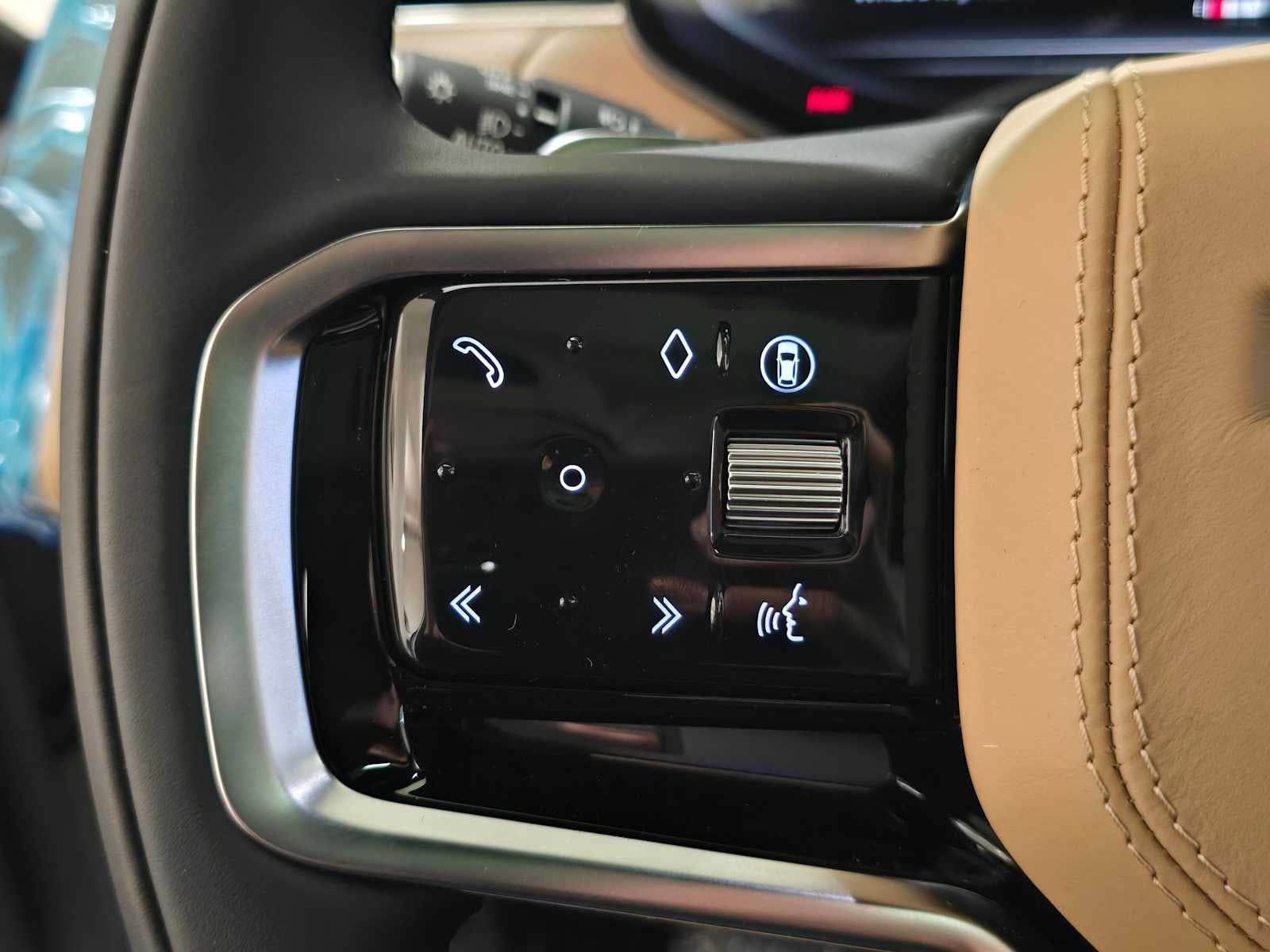 2026 Land Rover Range Rover Sport SE