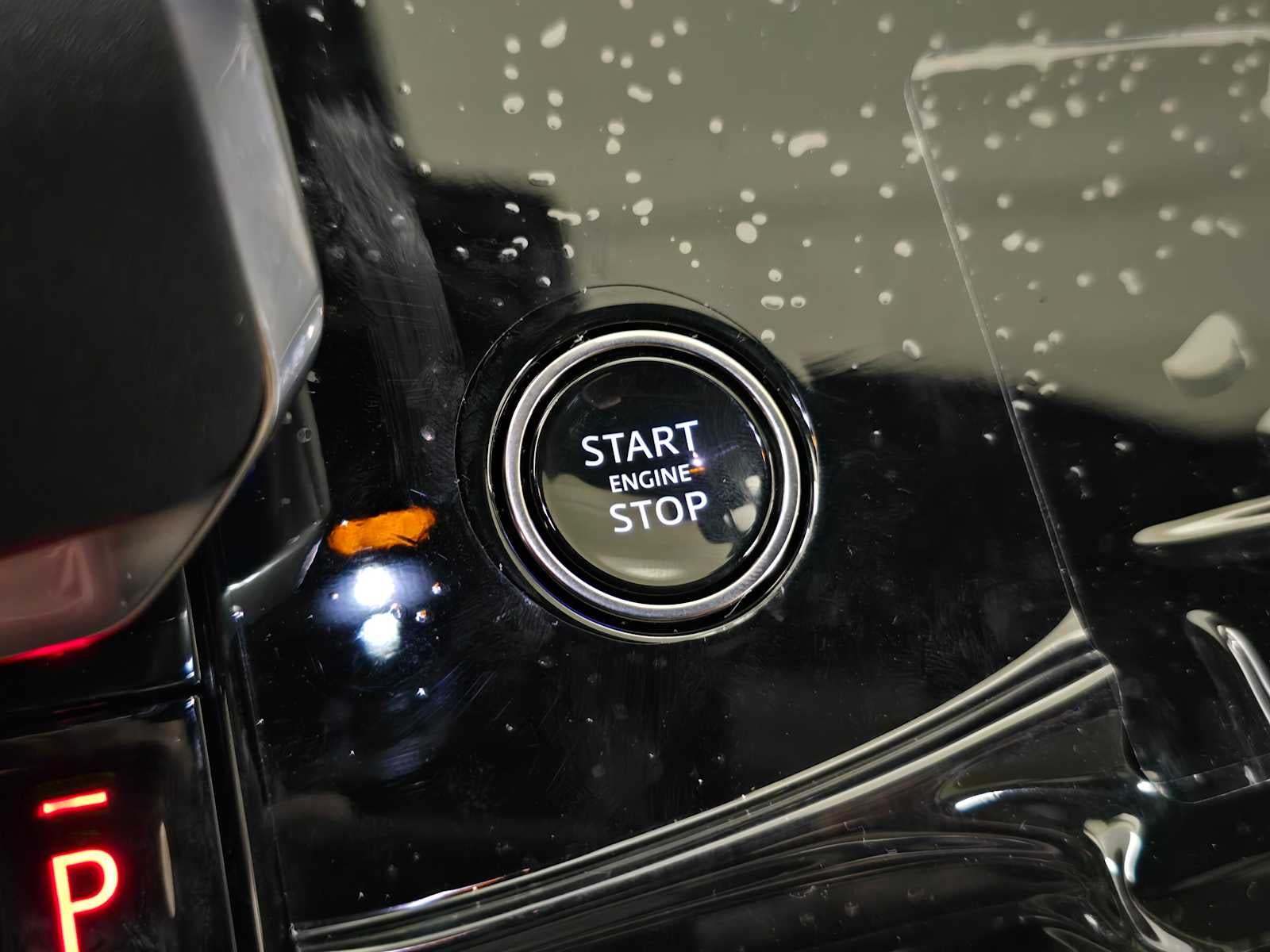 2026 Land Rover Range Rover Sport SE