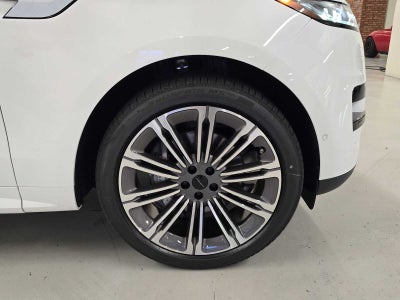 2026 Land Rover Range Rover Sport SE