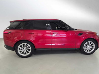 2025 Land Rover Range Rover Sport SE