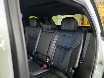 2026 Land Rover Range Rover Sport SE