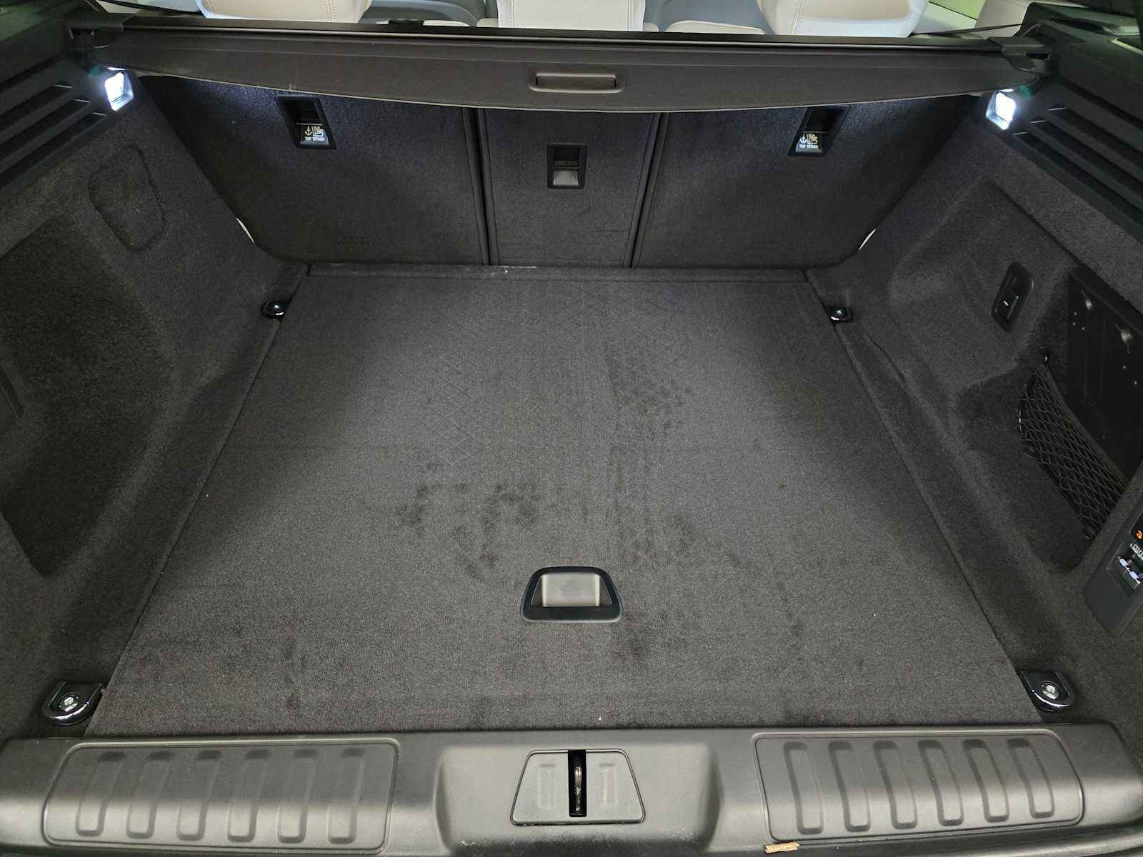 2026 Land Rover Range Rover Sport SE