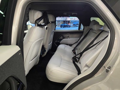 2026 Land Rover Range Rover Sport SE